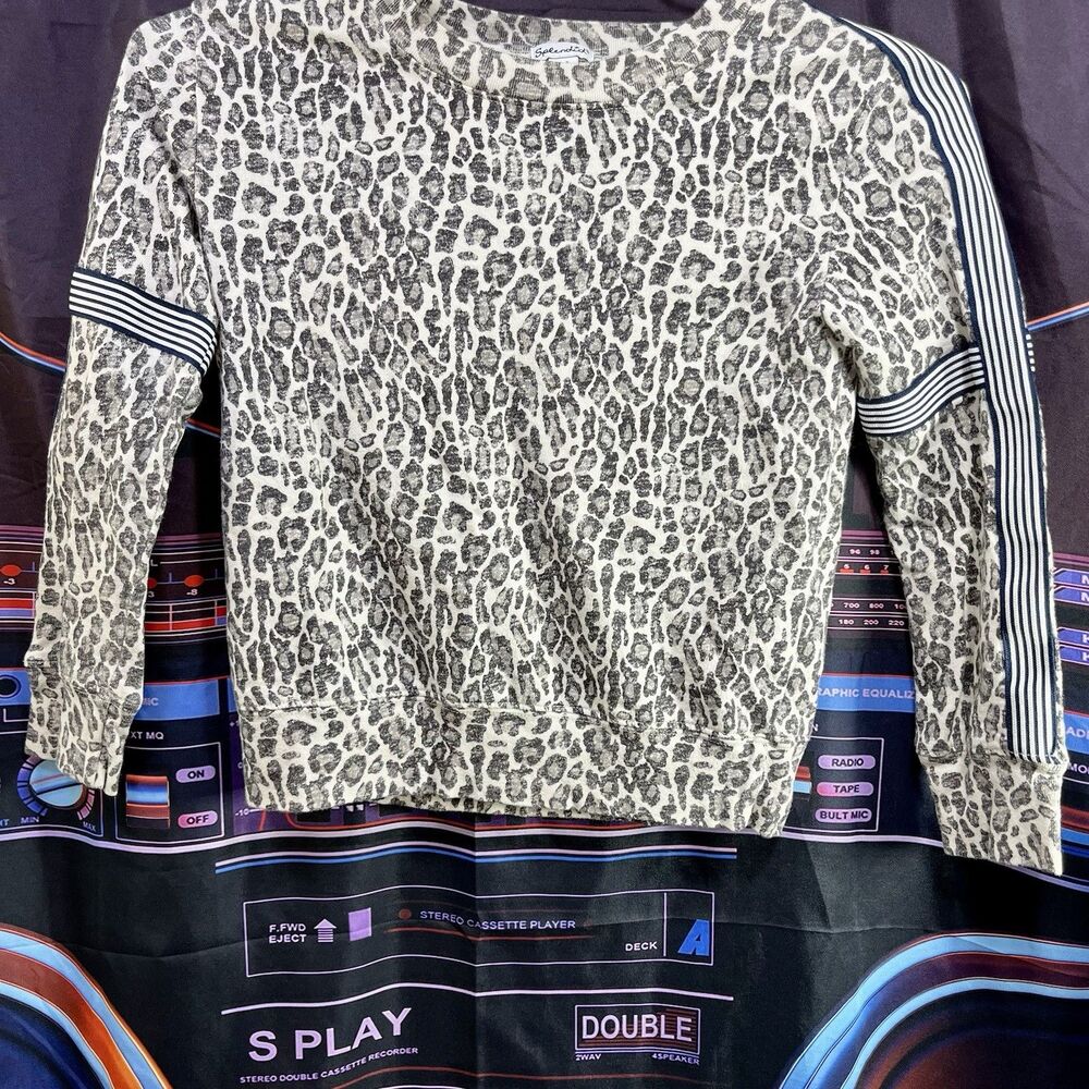 SPLENDID Leopard Print Sweatshirt with arm accents Girls Size 7-8